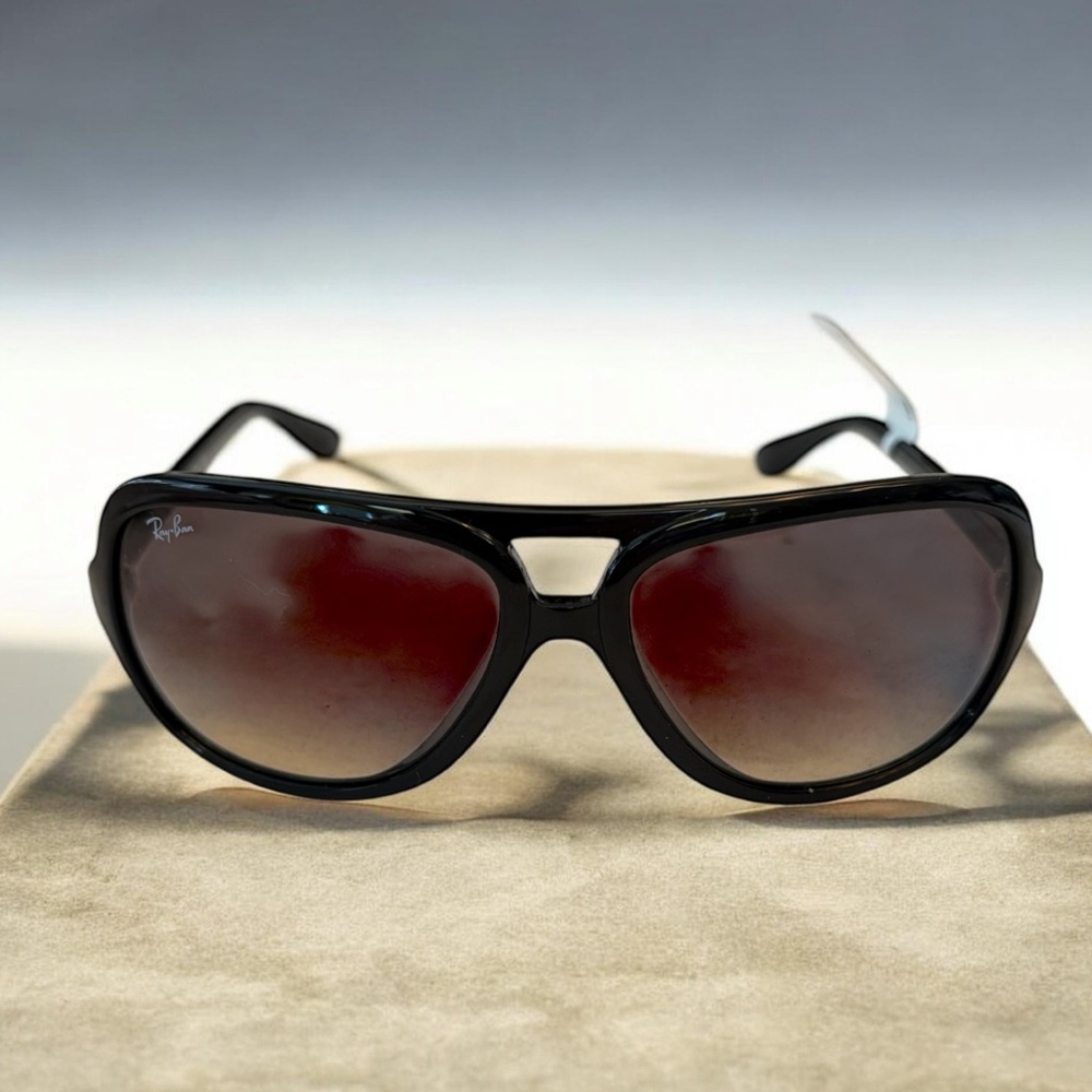 Ray-Ban ® RB4162 unisex sunglasses Black